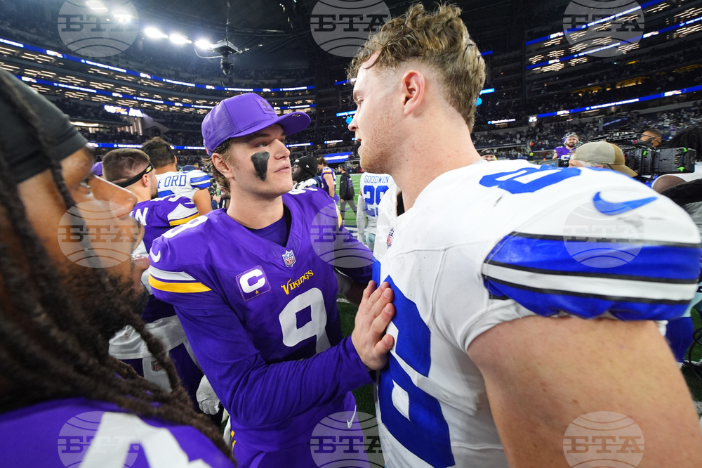 Vikings Cowboys Football