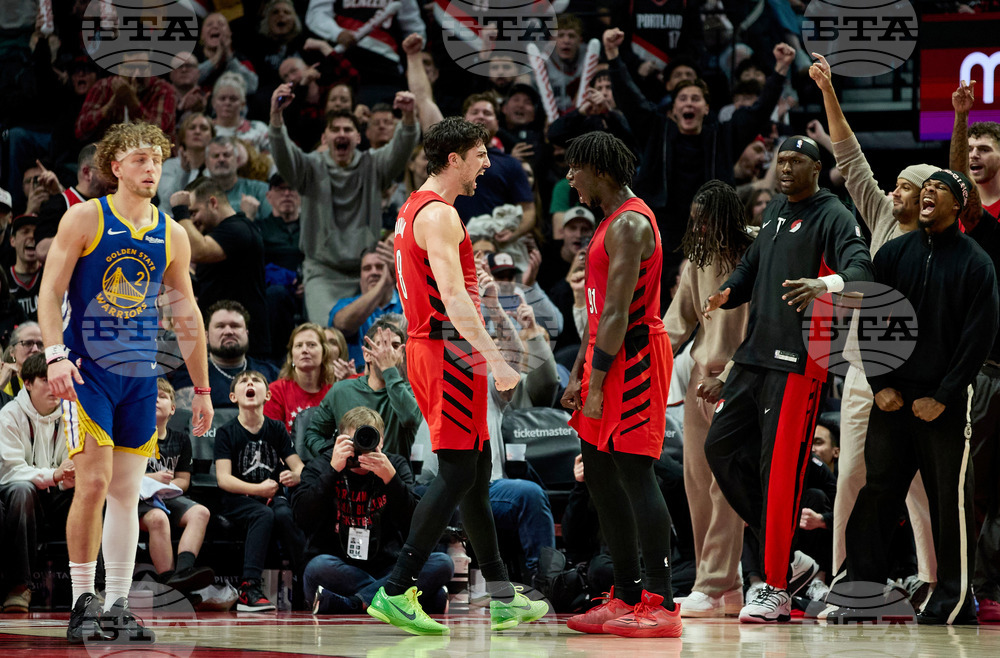 Warriors Trail Blazers Basketball