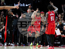 Warriors Trail Blazers Basketball