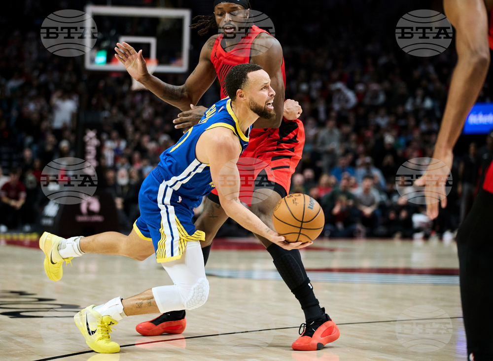 Warriors Trail Blazers Basketball