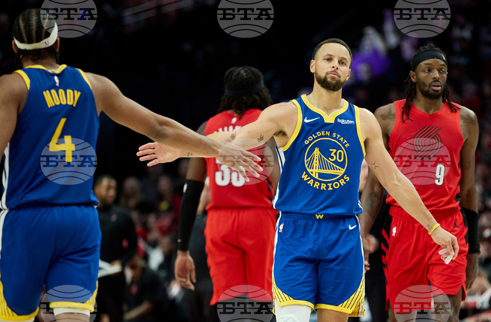 Warriors Trail Blazers Basketball