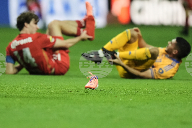 APTOPIX Mexico Soccer