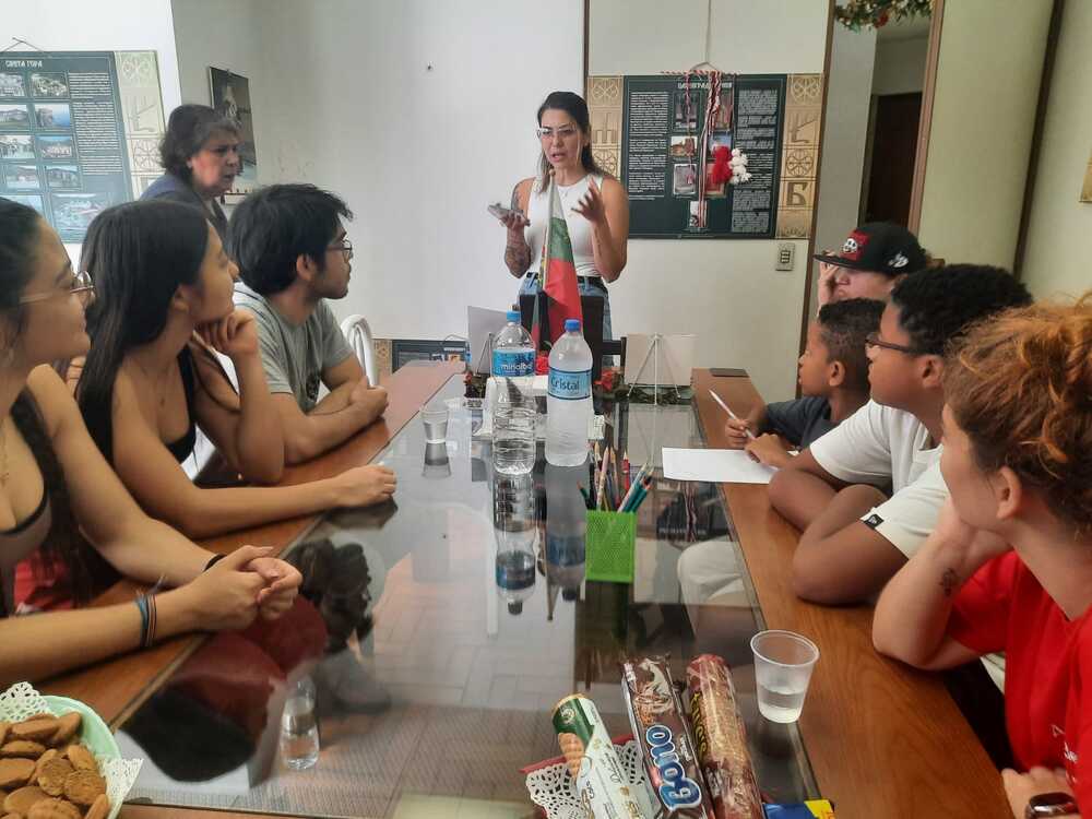 Открит урок за българските традиции и коледна работилница бяха организирани в Българското училище в Сао Пауло 