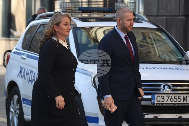 Президентство - ГЕРБ-СДС - консултации