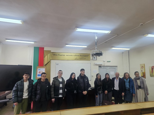 Окръжен съд – Кърджали: През декември се състояха две срещи, част от образователна програма "Съдебната власт - информиран избор и гражданско доверие