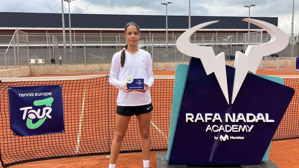 Мая Мичева стана шампионка на турнир до 14 години от Тенис Европа в академията на Рафаел Надал
