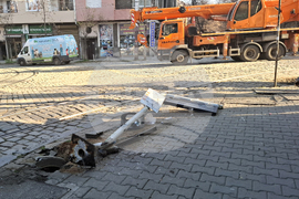 Площад „Журналист“ - аварирал трамвай - спряно движение