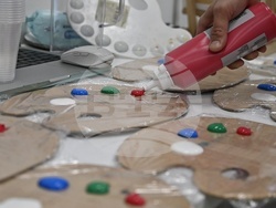 Служители на Българската телеграфна агенция (БТА) участваха в уъркшоп по рисуване, организиран от „Школа БТА“