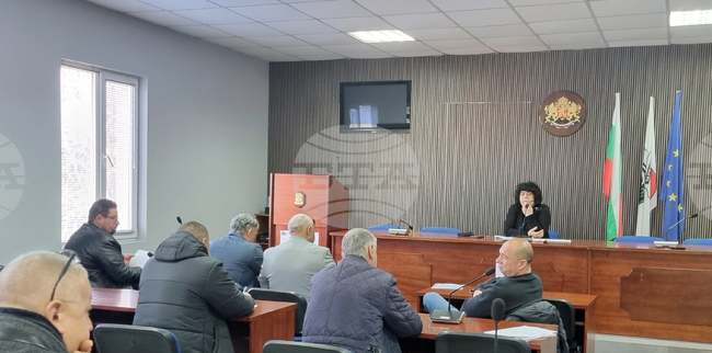 Омуртаг - Общински съвет - извънредно заседание