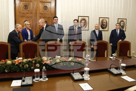 Президент - „Продължаваме промяната  - Демократична България " - консултации