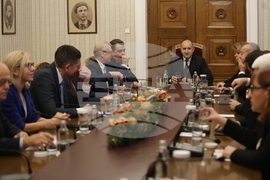 Президент - „Продължаваме промяната  - Демократична България " - консултации