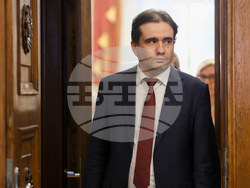 Президент - „Продължаваме промяната  - Демократична България " - консултации