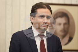 Президент - „Продължаваме промяната  - Демократична България " - консултации