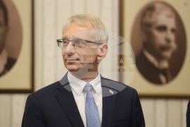 Президент - „Продължаваме промяната  - Демократична България " - консултации