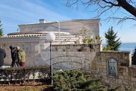 Варна -  изпълнителен директор „Хидрострой" - къща - претърсване 