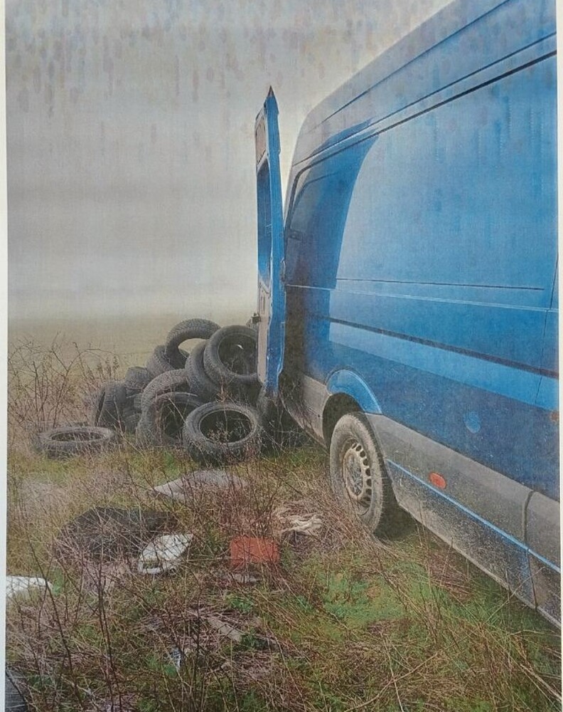 Община Стара Загора: Мъж изхвърли 5 кубика автомобилни гуми в землището на с. Оряховица