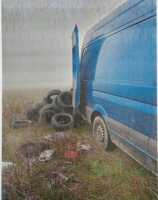 Община Стара Загора: Мъж изхвърли 5 кубика автомобилни гуми в землището на с. Оряховица