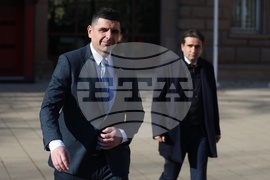 Президентство - „Продължаваме промяната-Демократична България" - консултации