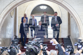 „Продължаваме промяната-Демократична България" - консултации - брифинг