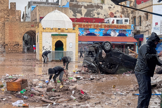 Най-малко 37 души загинаха при наводнения в Западно Мароко