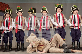 Ямбол - детски коледарски празник