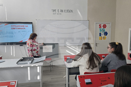 Ловеч - Езикова гимназия - STEM-център - откриване