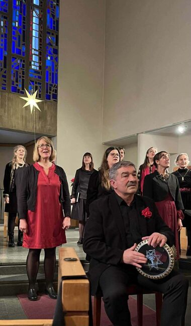 Шведският женски хор „Перуника”, изпълняващ български народни песни, изнесе концерт в Стокхолм