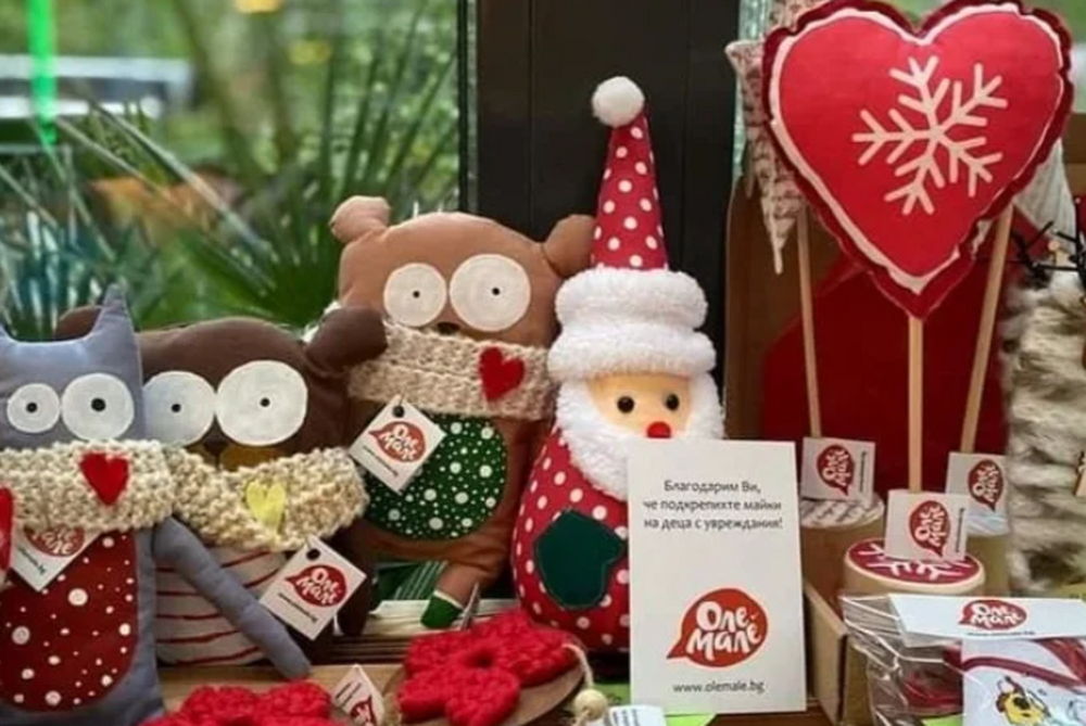 Училище „Св. св. Кирил и Методий“ в Бостън и Кейп Код организира коледна кампания, насочена към нуждаещи се групи в България