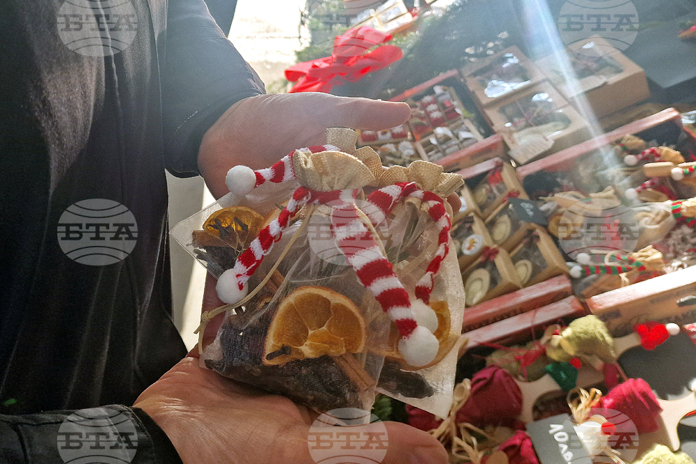 Разград - благотворителен коледен базар