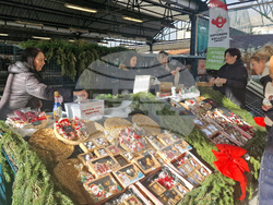 Разград - благотворителен коледен базар