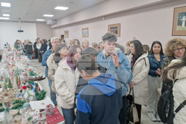 Хасково - Областна администрация - Коледен благотворителен базар