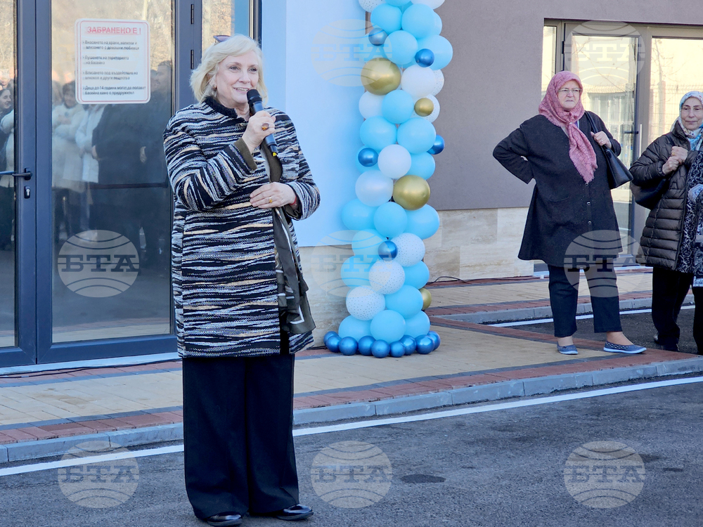 Джебел - плувен басейн - откриване