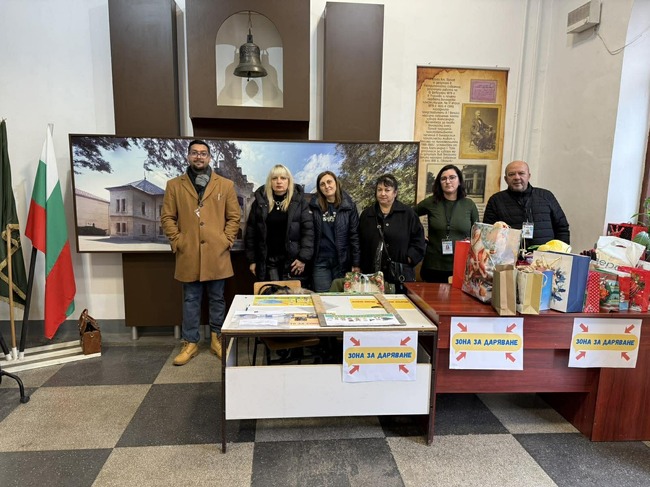 Деца даряват надежда на деца чрез благотворителната инициатива „Дари мече, стопли сърце“ в Разград