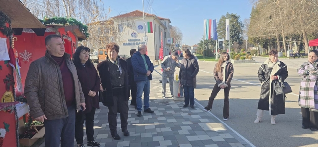 Каузата на тазгодишния коледен базар в Павел баня е закупуване на линейка за Спешния център в града 