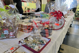 Панагюрище - Средно училище „Нешо Бончев“ - благотворителен пазар