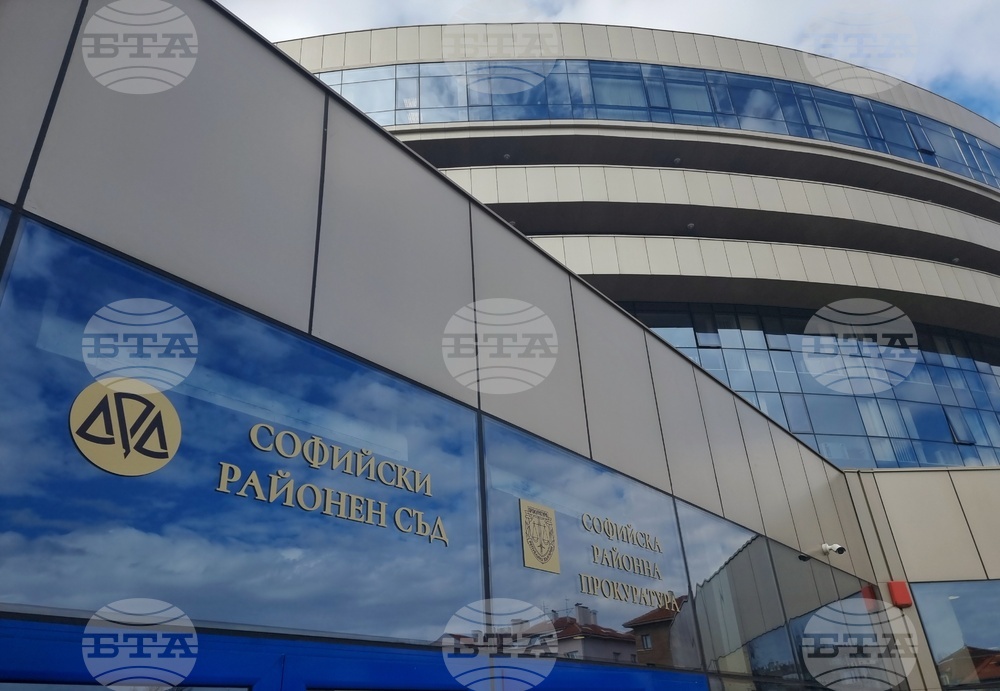 Съдът призна Александър Морфов за виновен по делото за обида спрямо Васил Василев