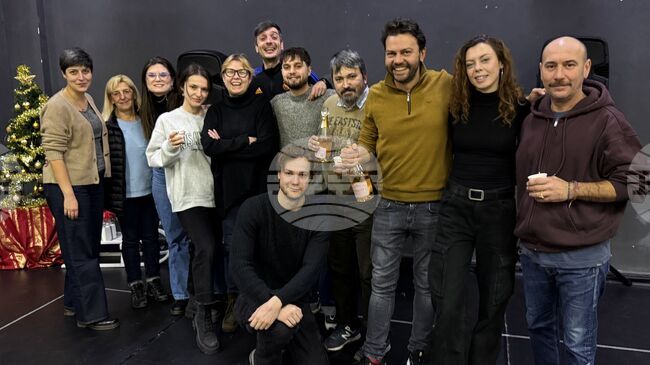 Русенският театър започна репетиции на „Черна комедия“ от Питър Шафър