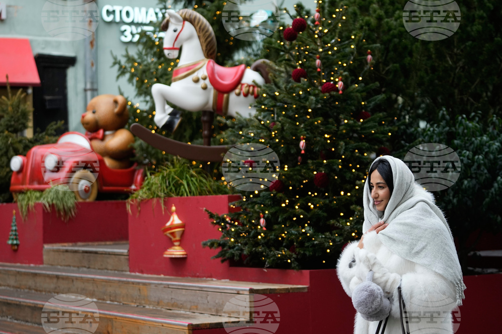 Russia New Year Preparation