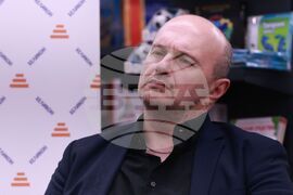 Награда за нова българска проза „Хеликон"