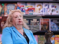 Награда за нова българска проза „Хеликон"