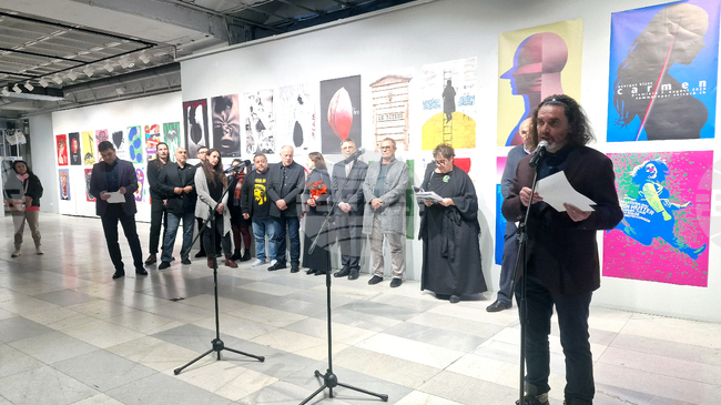 За единадесети път София е световна столица на плаката, каза Любен Генов за Международното триенале на сценичния плакат 
