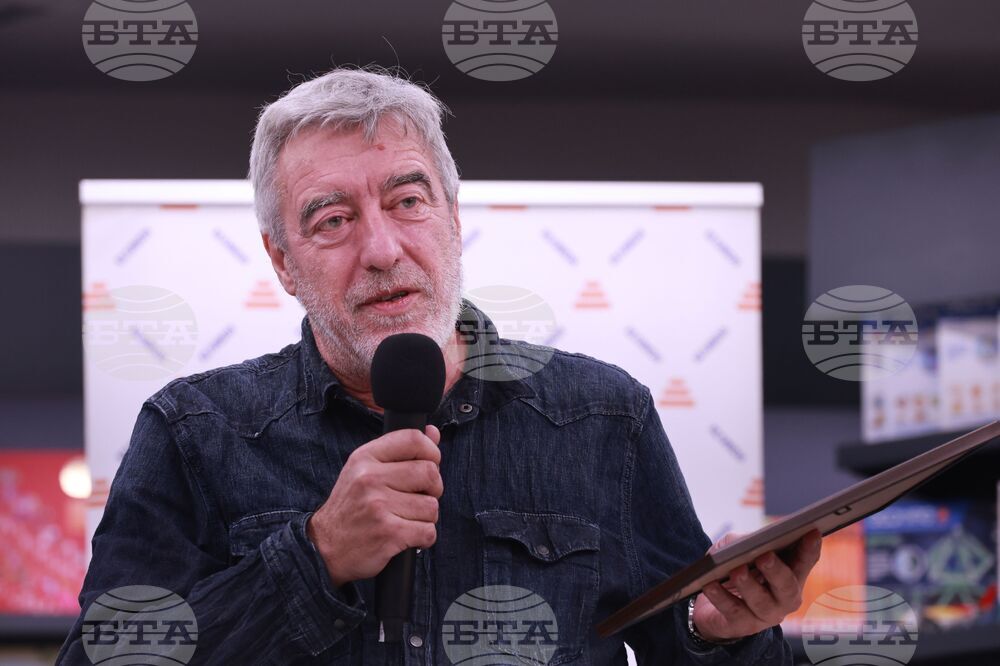 Награда за нова българска проза „Хеликон" - номинирани - Костадин Костадинов