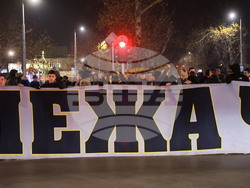 Пловдив - футболни фенове - протест срещу забавянето на строителството на стадион “Христо Ботев”