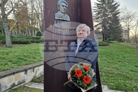 Шумен - Национална награда за лирика "Иван Пейчев" - проф. Пламен Дойнов