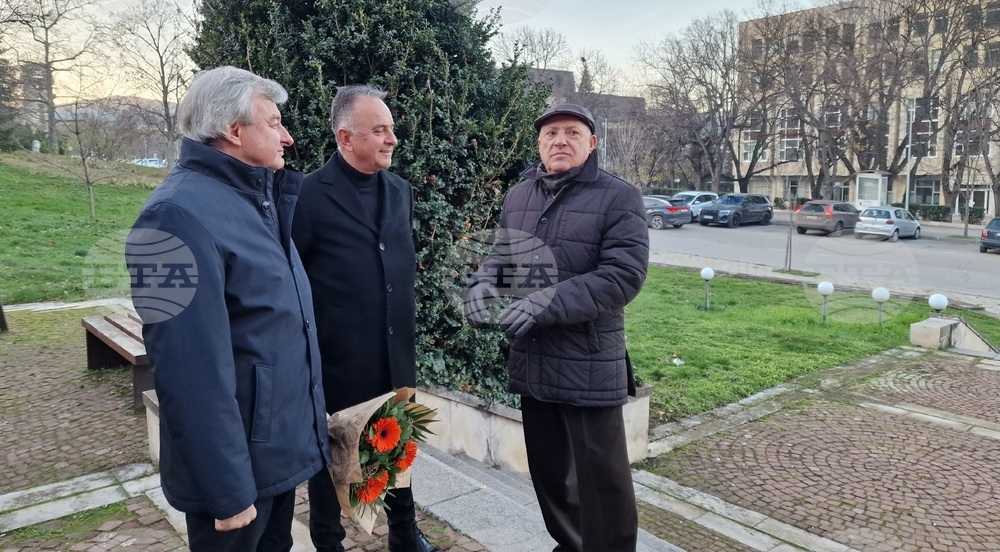 Шумен - Национална награда за лирика "Иван Пейчев" - проф. Пламен Дойнов