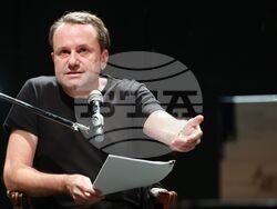 Народен театър "Иван Вазов" - „Власт, суверенитет и режисура“ - книга - представяне