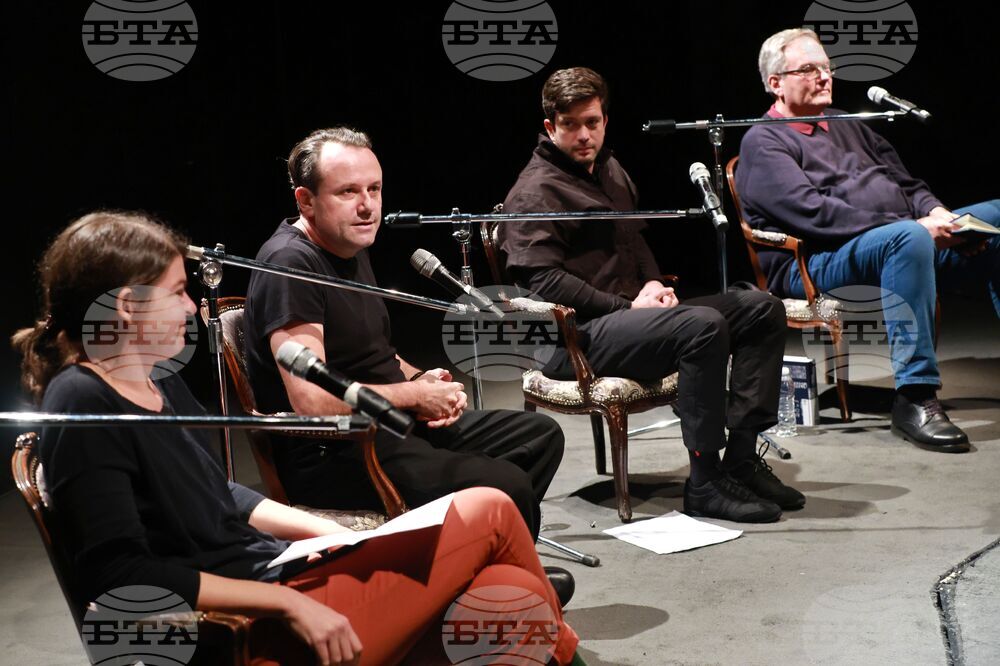 Народен театър "Иван Вазов" - „Власт, суверенитет и режисура“ - книга - представяне