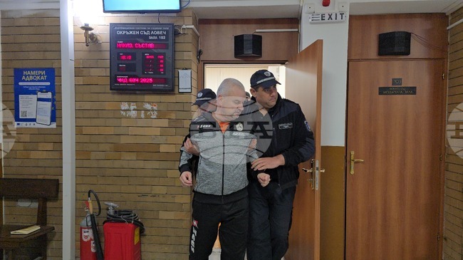 Окръжният съд в Ловеч не уважи жалбата на началника на Пето РУ на МВР в София Пламен Максимов срещу 72-часовата мярка за задържане под стража