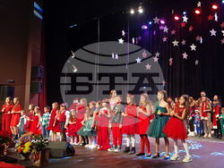 Разград - концерт-спектакъл „Коледа за всички“ - „Enjoy Music“