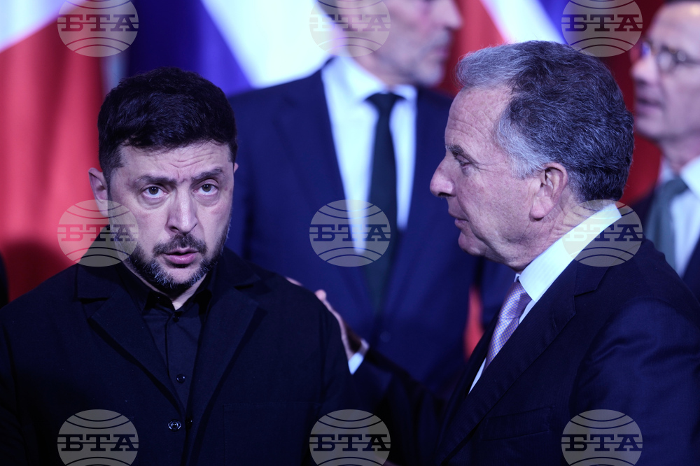 Зеленски обяви, че е разговарял по телефона със специалния американски пратеник Уиткоф и със зетя на Тръмп